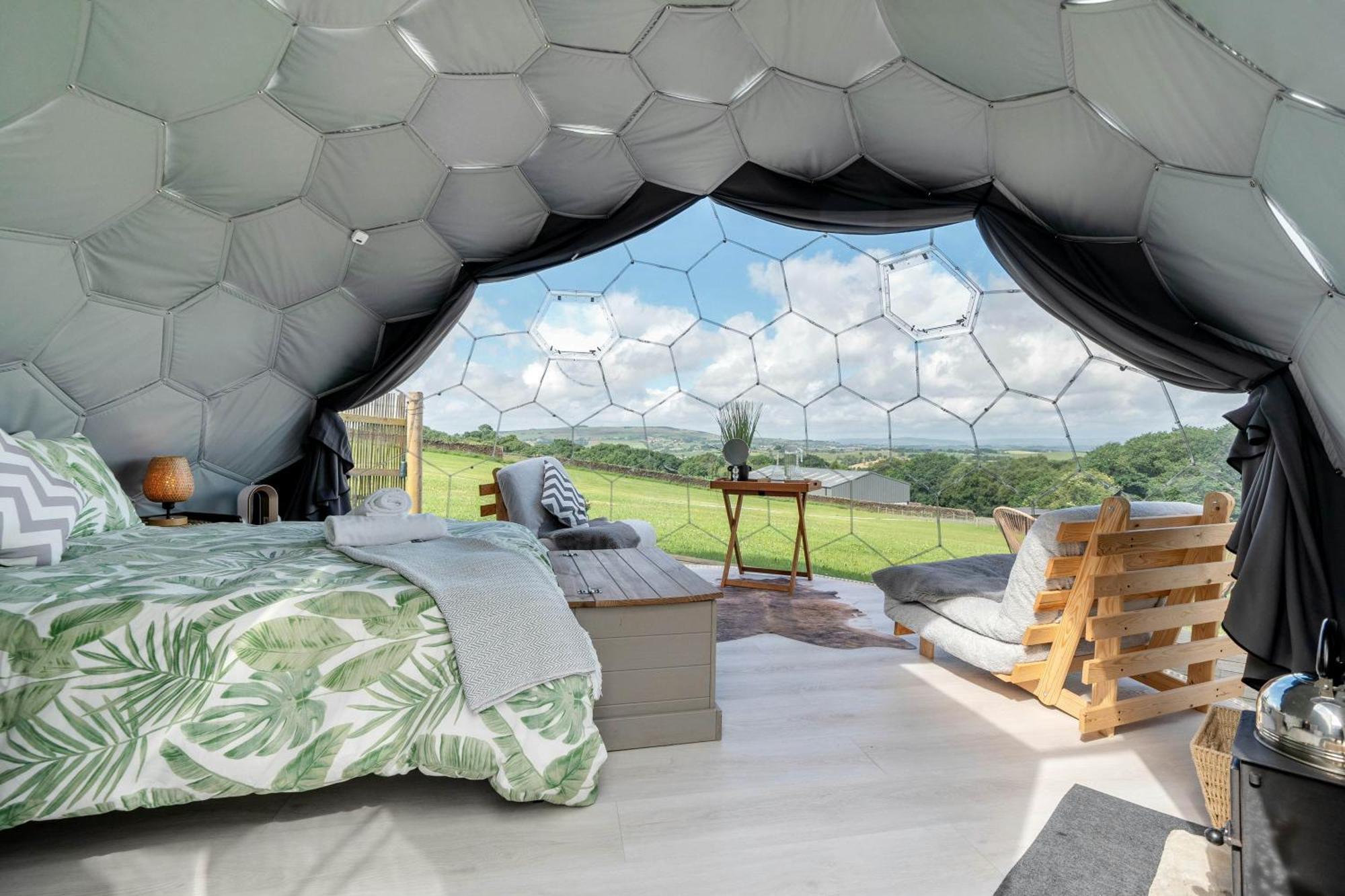 Hotel Deerstone Glamping-Pinhaw Beacon Dome Hot Tub Earby Exterior foto